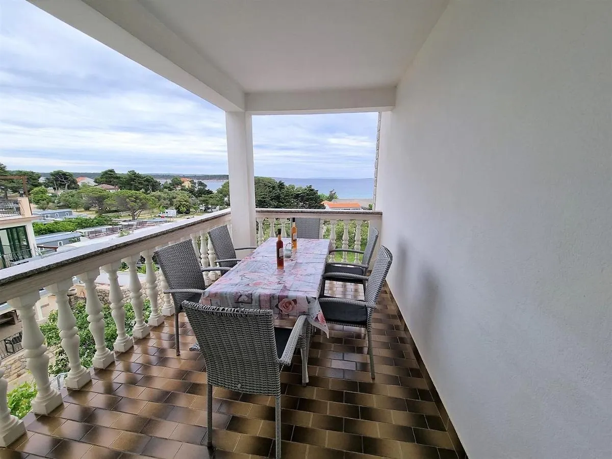 Apartment House Kastelan Banjol Croatia