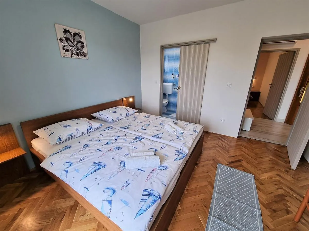 Apartment House Kastelan Banjol 0*,  Croatia
