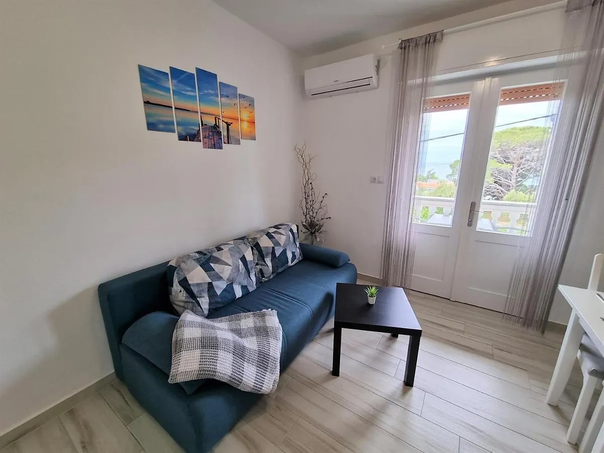 Apartment House Kastelan Banjol