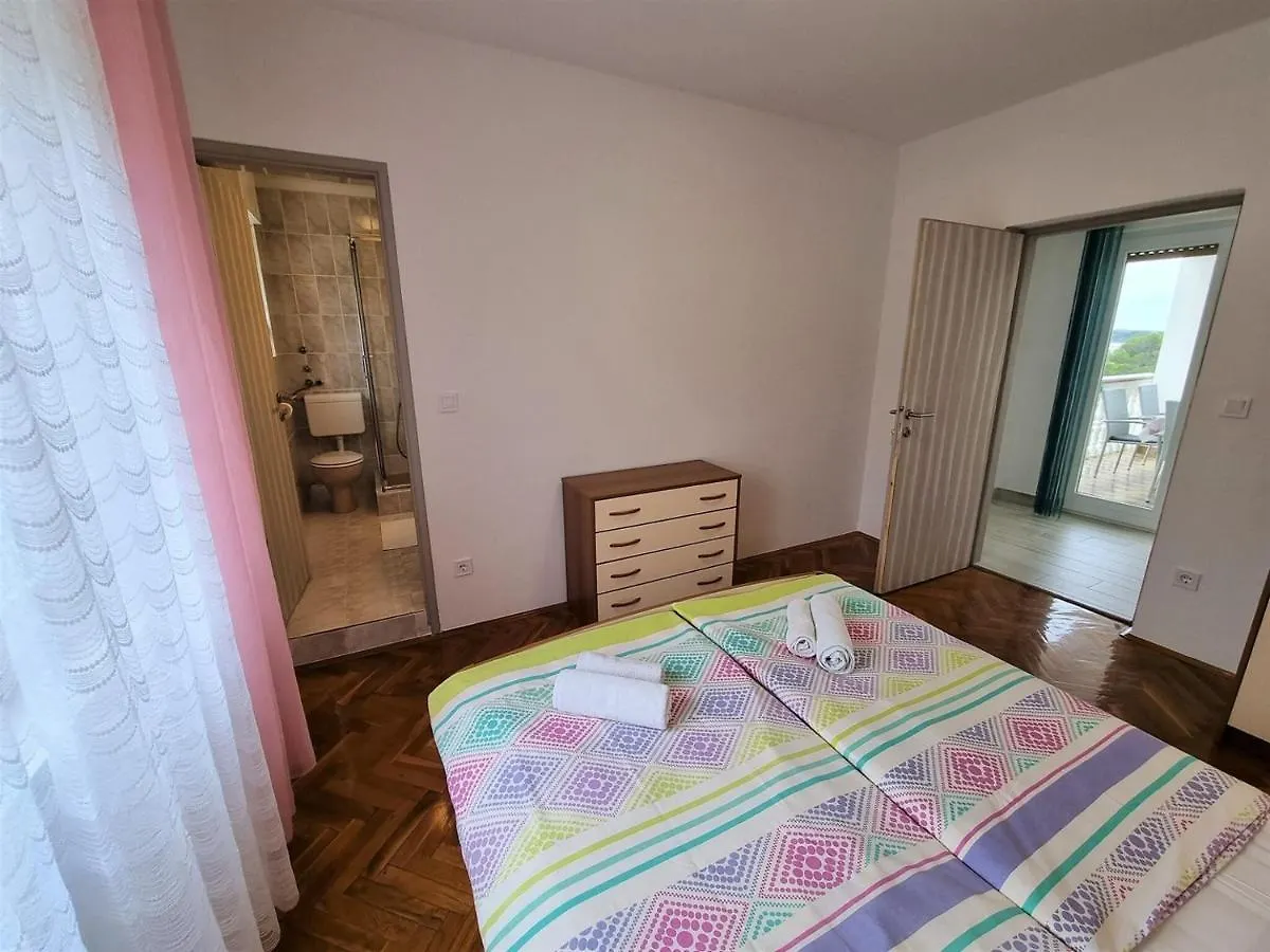 Apartment House Kastelan Banjol
